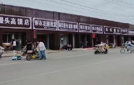 平塘政府规划的统一招牌样式有哪些？