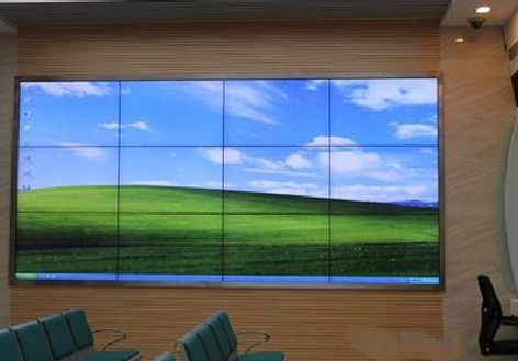 平塘液晶拼接屏的另类用法。